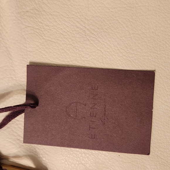 Handbag - Picture 6 of 9